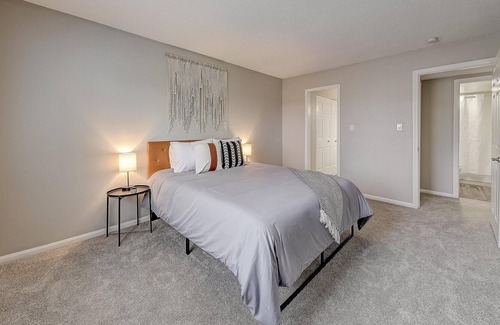 South Bend Apartamento | FRONTDESK Castle Point Apts Georgetown South Bend