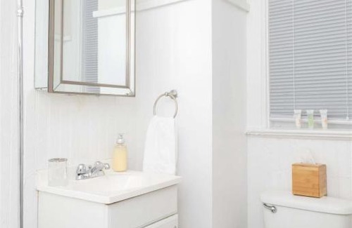 West Town Apartamento | FRONTDESK Classic Studio Apt in West Town