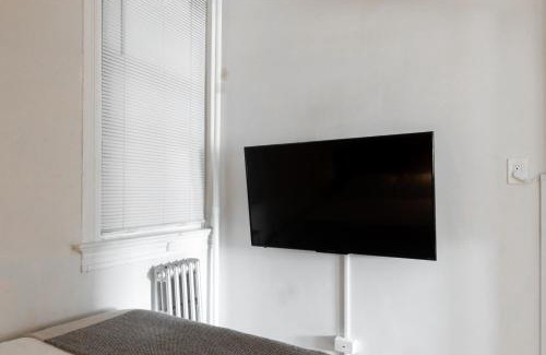 West Town Apartamento | FRONTDESK Classic Studio Apt in West Town