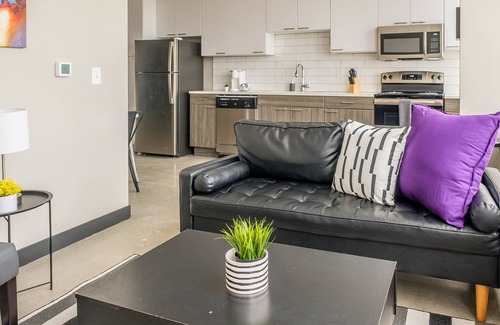 Downtown Kansas City Apartamento | FRONTDESK Flashcube Apts Downtown Kansas City