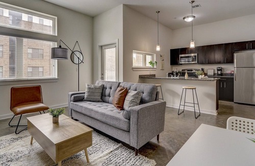 River Market Apartamento | FRONTDESK RM - West Apts, River Market Dist, Kansas City