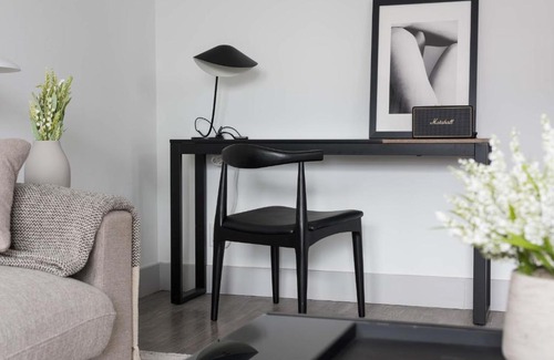 Central West End Apartamento | FRONTDESK Sleek 1 BR Apt near the STL Zoo