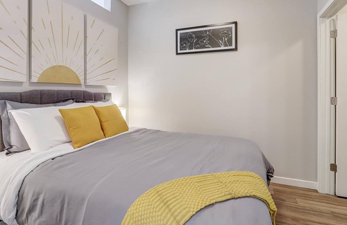 Powderhorn Apartamento | Frontdesk | Studio Apt near Lake Nokomis Beach