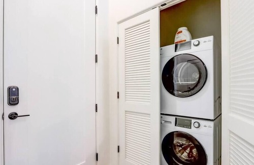Menlo Park Apartamento | Frontdesk | Sunny + Open Studio Apt near Downtown