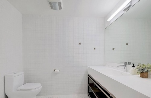 Tremont Condominio | FRONTDESK Tremont Oaks Micro Apts Cleveland