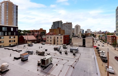 Lower East Side Apartamento | FRONTDESK Urbanite Apts Lower East Side Milwaukee