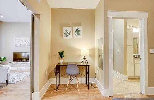 Commonwealth Apartamento | FRONTDESK Village at Commonwealth Apts Plaza Midwood Charlotte