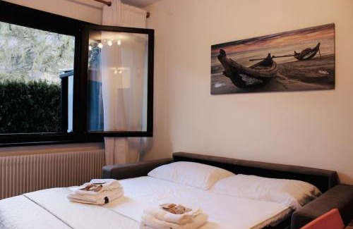 Calceranica al Lago Apartamento | [Fronte lago]ResidenceGarden, moderno appartamento