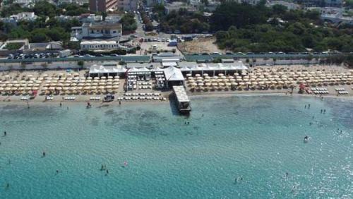 Baia Verde Villa | FRONTE MARE VIA DELLE DUNE
