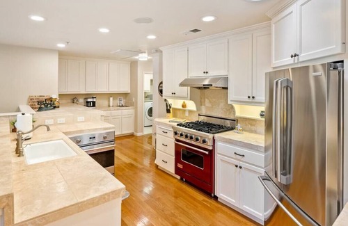 Templeton Casa | Frontier Oaks: Spacious Templeton Retreat