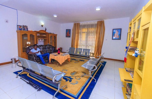 Entebbe Hotel | Frontiers Hotel Entebbe