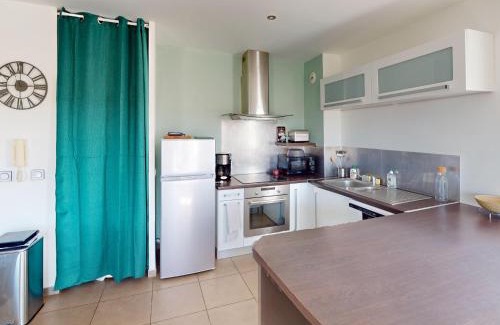 Frontignan Apartamento | Frontignan : Appartement 2 pièces avec terrasse, parking, proche plage et commerces - FR-1-785-5