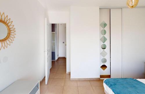 Frontignan Apartamento | Frontignan : Appartement 2 pièces avec terrasse, parking, proche plage et commerces - FR-1-785-5