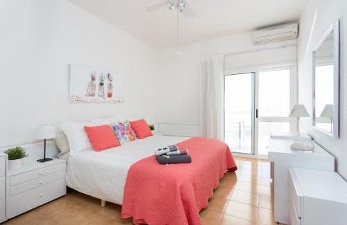Santa Cruz de Tenerife Apartamento | Frontline Beach Apartment