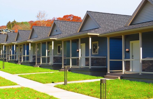 Mechanicsville Cabaña | Frosty Valley Resort