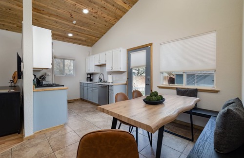 Fruita Casa | FRUITOPIA! Your 4 bedroom, 2 bath adventure basecamp in downtown Fruita CO
