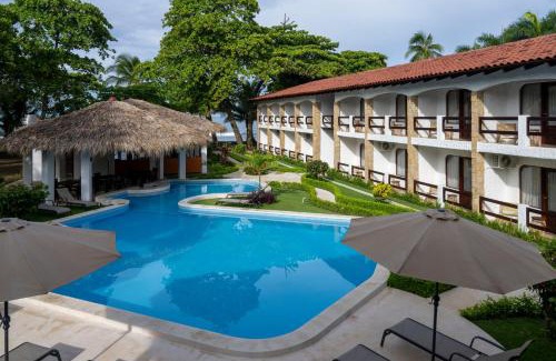 Playa Hermosa Hotel | Fuego del Sol Beachfront Hotel