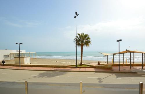 Torreblanca Apartamento | Fuengirola, Primera linea de playa