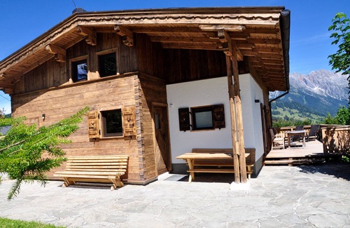 Maria Alm am Steinernen Meer Casa | Acogedora casa de vacaciones, justo en las pistas con sauna y terraza panorámica.