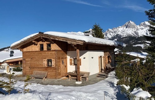 Maria Alm am Steinernen Meer Casa | Acogedora casa de vacaciones, justo en las pistas con sauna y terraza panorámica.
