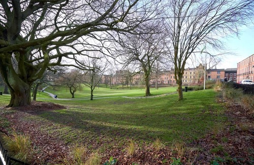 Preston Apartamento | Luxury Full Apartment Free Secure Parking King bed