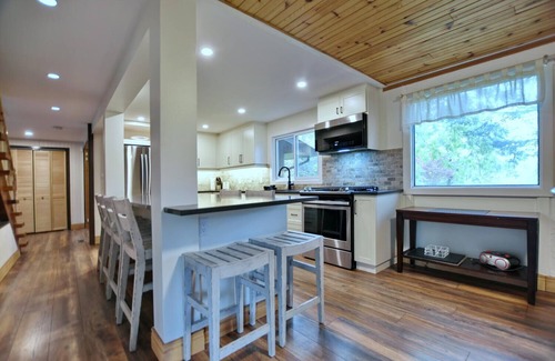 The Blue Mountains Chalet De Esquí | Fully equipped Blue Mountain Chalet with outdoor hot tub