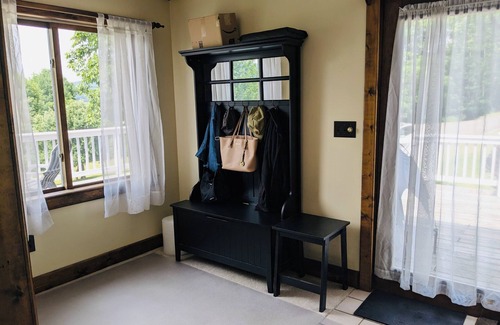 Oneonta Casa | Full Count - Baseball Lodging in Oneonta