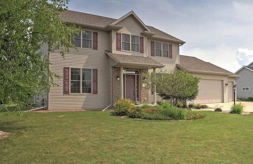 Village of Harrison Casa | Full Family Friendly Home - EAA Ready!