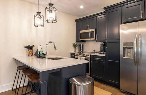 College Hill Casa | Full House · Huge 6BR 3Bath Retreat on College Hill. Rare Find!