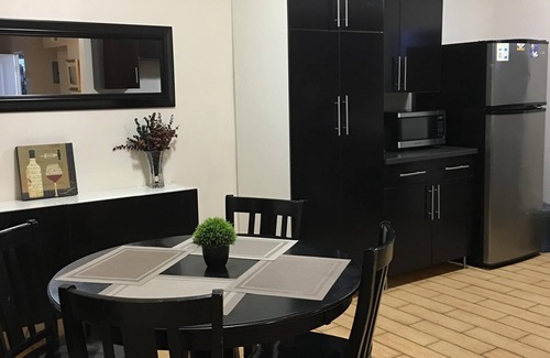 Mexicali Casa | Casa completa en una comunidad cerrada con SEGURIDAD 24/7 - Mucho espacio de estacionamiento
