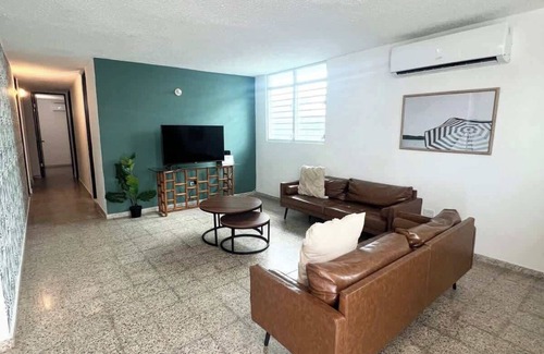 Hoyo Mulas Casa | Full House Near Airport