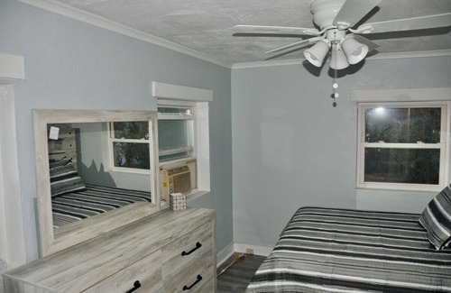 Columbia Casa | Full Kitchen, Fast Wi-Fi, Smart TV, Washer & Dryer, Walk to 5 Points