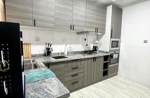 Orozo Apartamento | Full Luxury Two Bedroom In Guzape Abuja