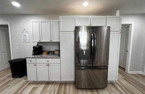 Rocky Top Casa | Full remodel No trailering to the Windrock, Norris Lake and Trails close by.