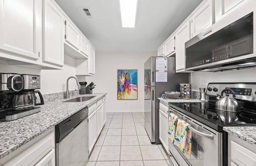 Bentonville Casa | Full size ping-pong and foosball table! Bike, kid, dog, & work friendly.