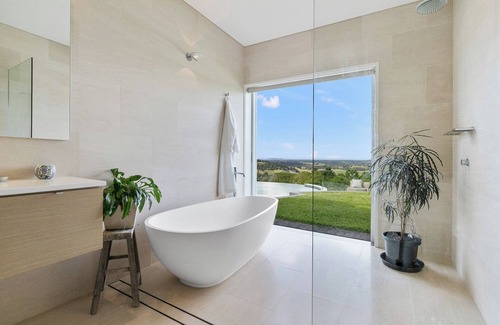 Myocum Casa | Fuller Holidays - Coolamon Skies