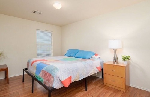 Leon Valley Casa | FullHouse/UpTo14Guests/MinsToSeaworld/MedicalCenter/Lackland&MuchMore