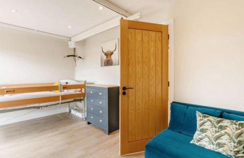 Bishampton Casa | Fully Accessible-Disabled Adapted-Hot Tub-Pets