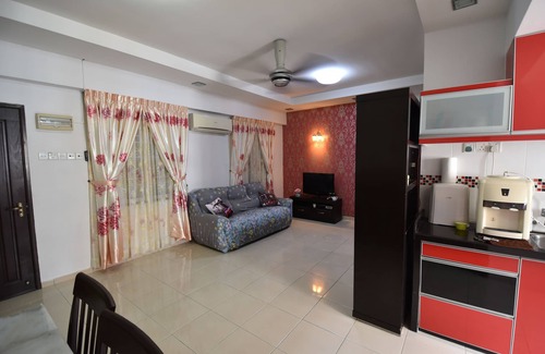 Bayan Lepas Apartamento | totalmente aire acondicionado, cerca del patio de comidas, cerca de SPICE y el aeropuerto