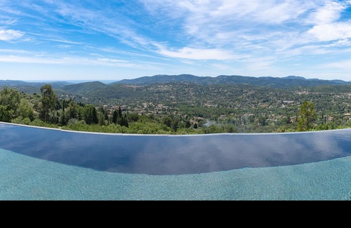 Speracedes Villa | Impresionante villa privada. Vistas que quitan el aliento. Piscina infinita. Aire acondicionado en todo