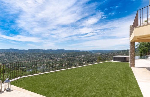 Speracedes Villa | Impresionante villa privada. Vistas que quitan el aliento. Piscina infinita. Aire acondicionado en todo