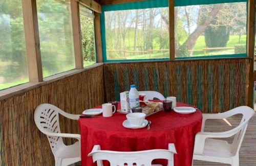Castillonnes Casa | Fully equipped 2-bedroom mobilehome with large covered terrace
