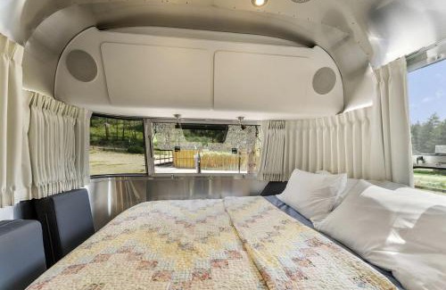 Chelan Casa | Fully-Equipped Airstream Rental for Glamping in Chelan, Washington
