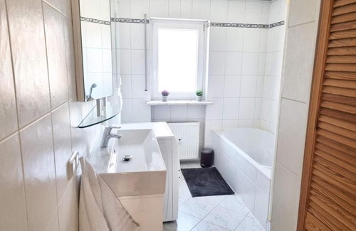 Dietzenbach Apartamento | Fully equipped Apartment with big balcony and cozy living room
