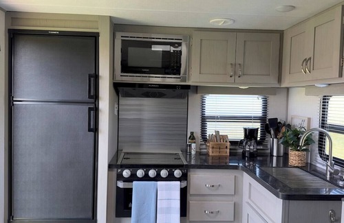 Belfield Casa | Fully Equipped Camper-Quiet Campground near Medora