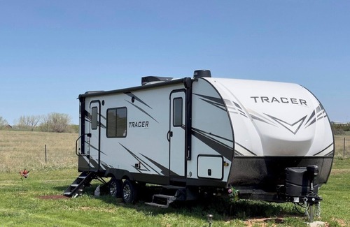 Belfield Casa | Fully Equipped Camper-Quiet Campground near Medora