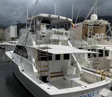 Caraballeda Alquiler De Eote | Fully equipped Yacht for Fishing or staying