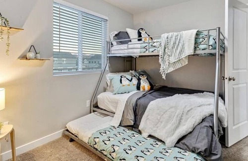 American Fork Casa | Fully Fenced, Grass Backyard|Pets are Allowed
