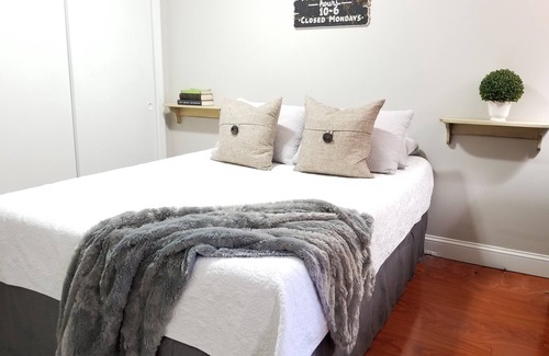 Nashua Condominio | Fully Furnished 1st Floor, 1 Bed, 1 Bath Condo