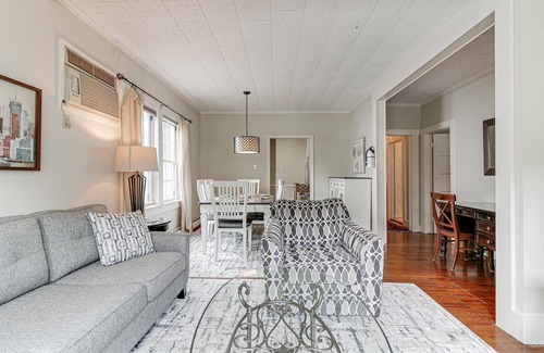 Summit Apartamento | FULLY FURNISHED 1st floor apt of two family home in residential neighborhood